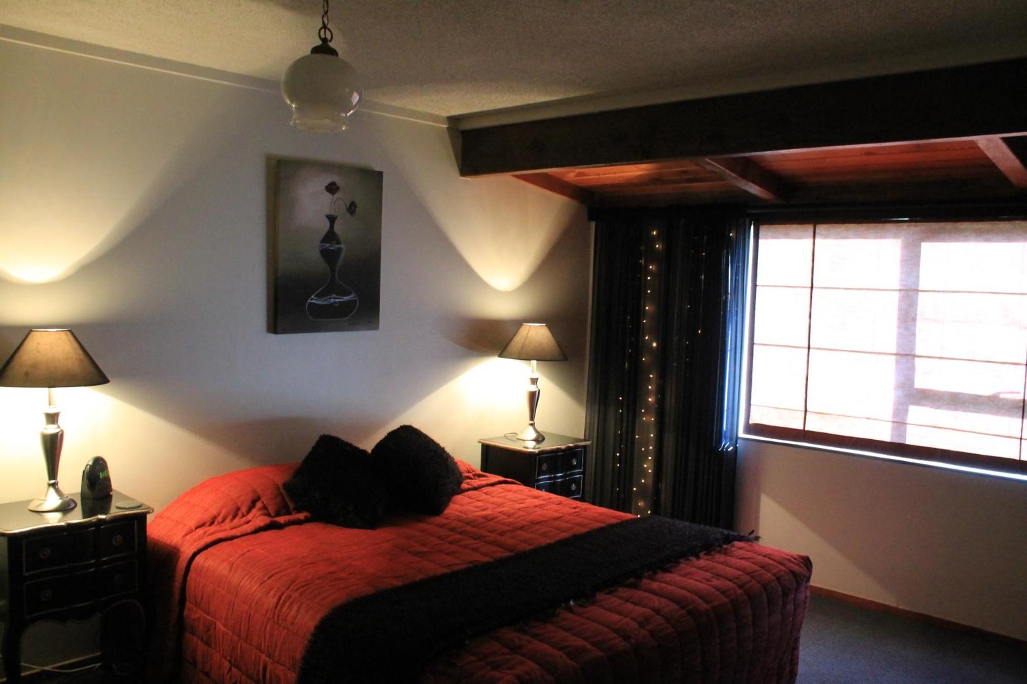 Chartre Manor B&B Thames Buitenkant foto